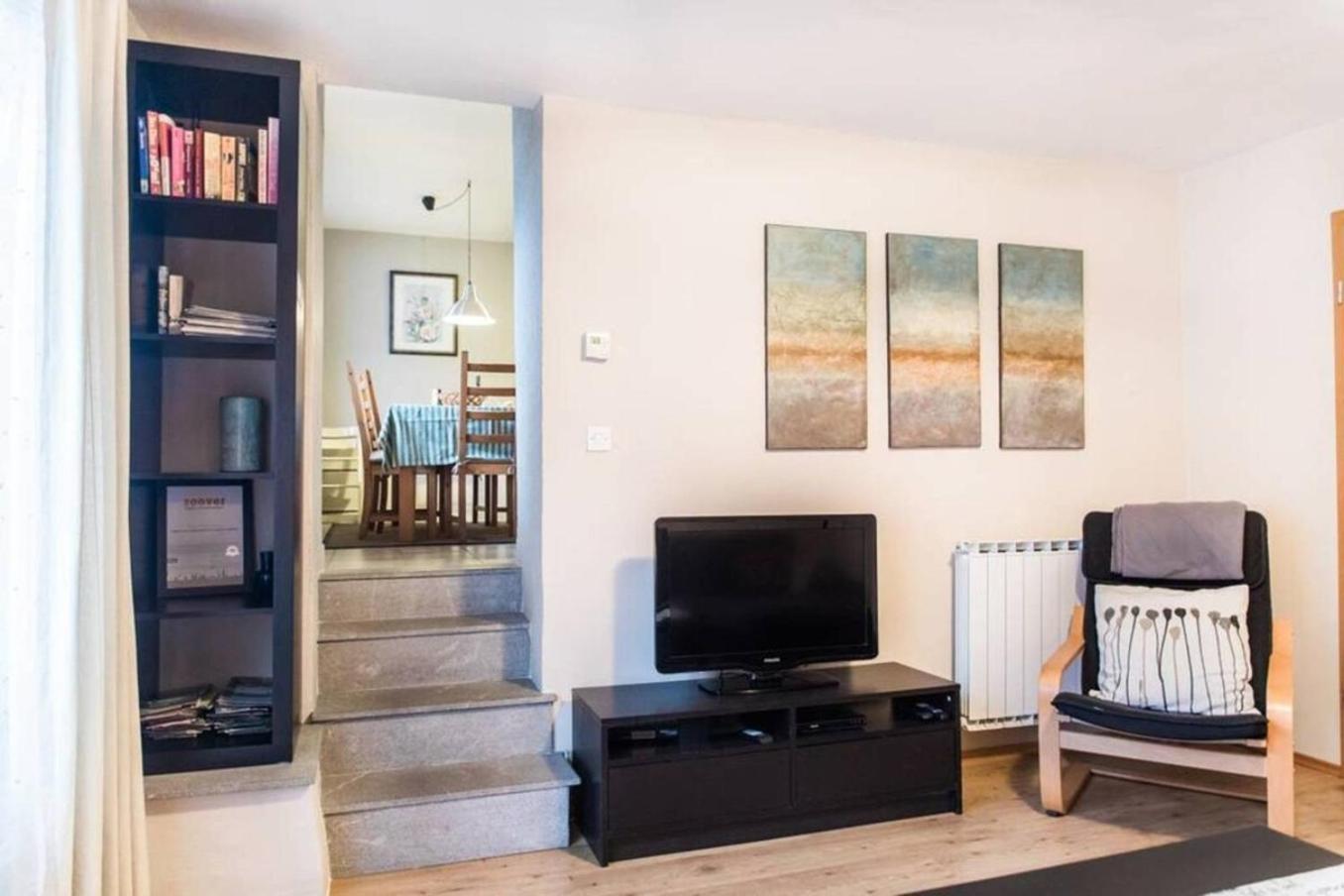 House Maharac With 3 Apartments Till 18 Persons Камно Екстер'єр фото