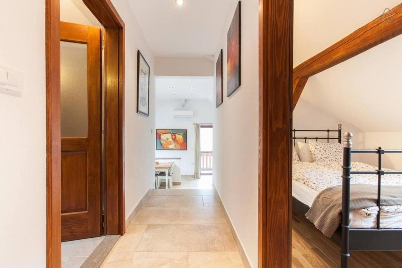 House Maharac With 3 Apartments Till 18 Persons Камно Екстер'єр фото